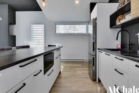 Archibald - Cozy avec spa, sauna, piscine