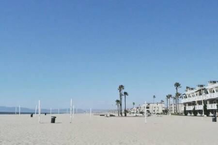 BEST HERMOSA BEACH LOCATION Luxe Studio - DO NOT REACTIVATE SUN BLOC F view 3