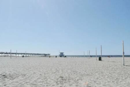BEST HERMOSA BEACH LOCATION Luxe Studio - DO NOT REACTIVATE SUN BLOC F view 4