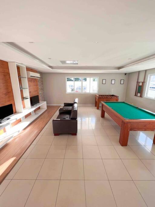 Apartamento com vista para o mar