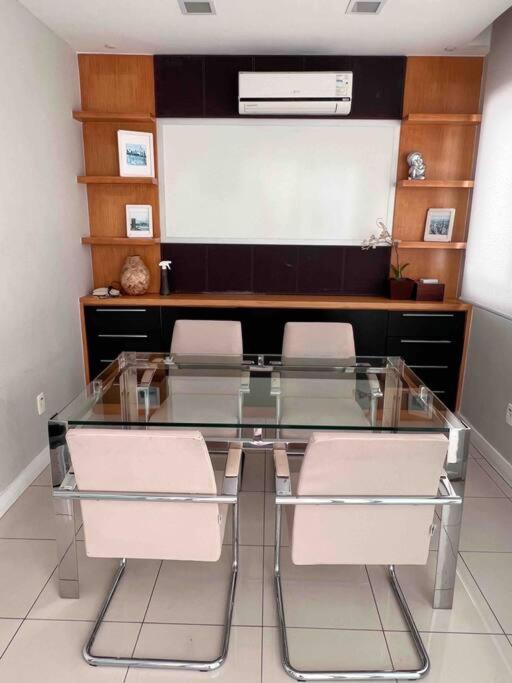 Apartamento com vista para o mar