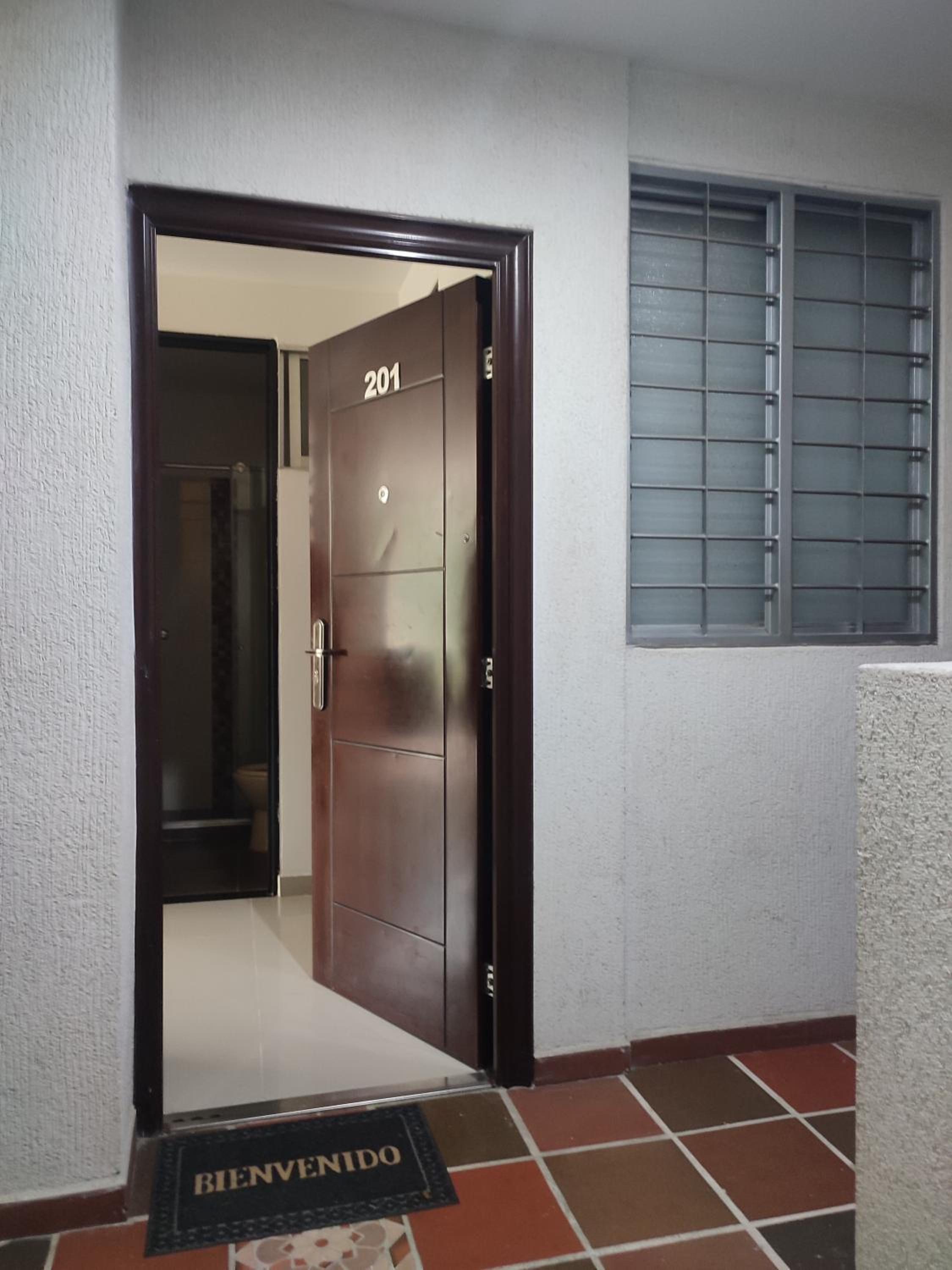 201-Cómodo y moderno apartamento de 2 habitaciones en la mejor zona céntrica de ibagué