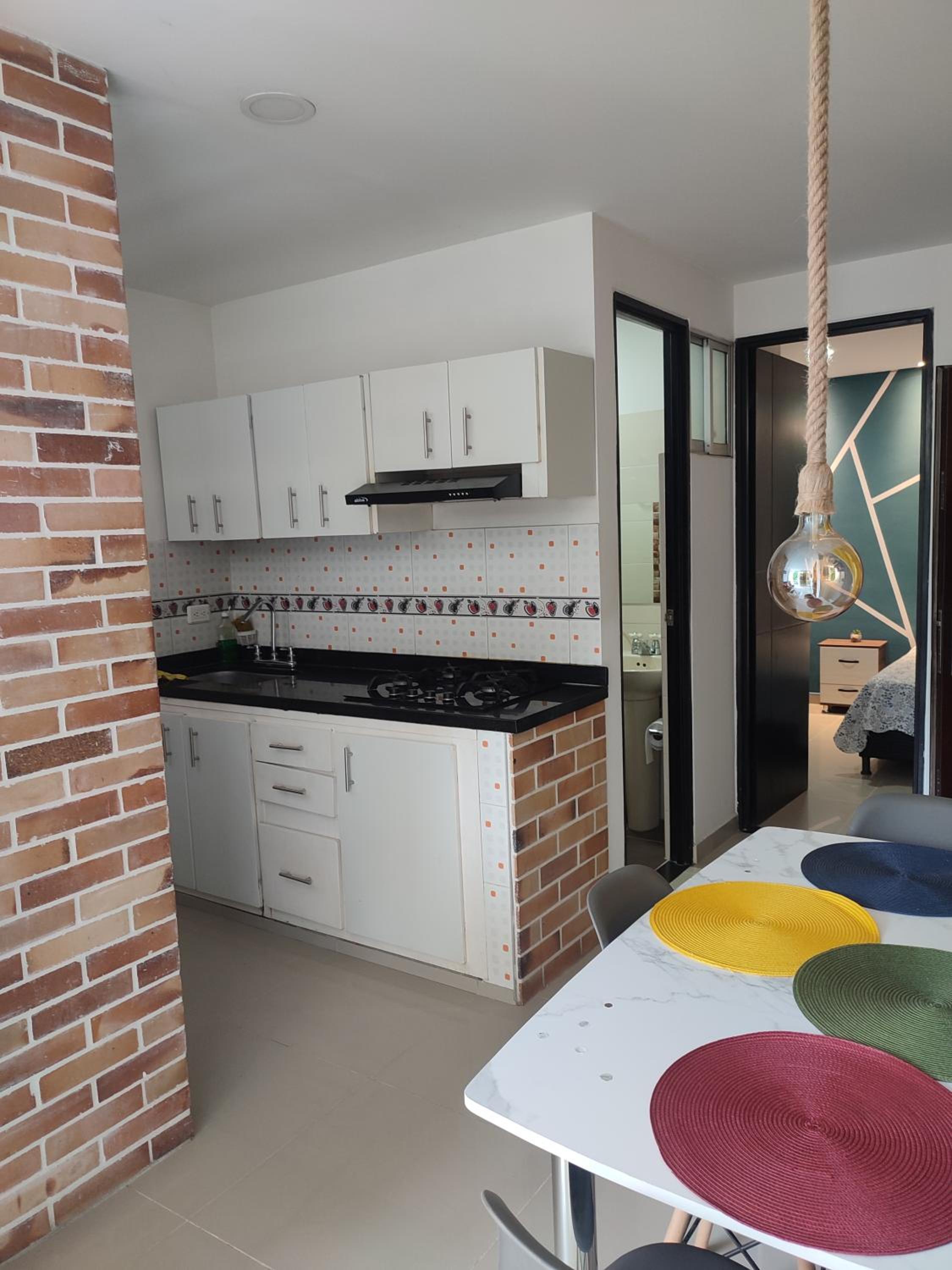 201-Cómodo y moderno apartamento de 2 habitaciones en la mejor zona céntrica de ibagué