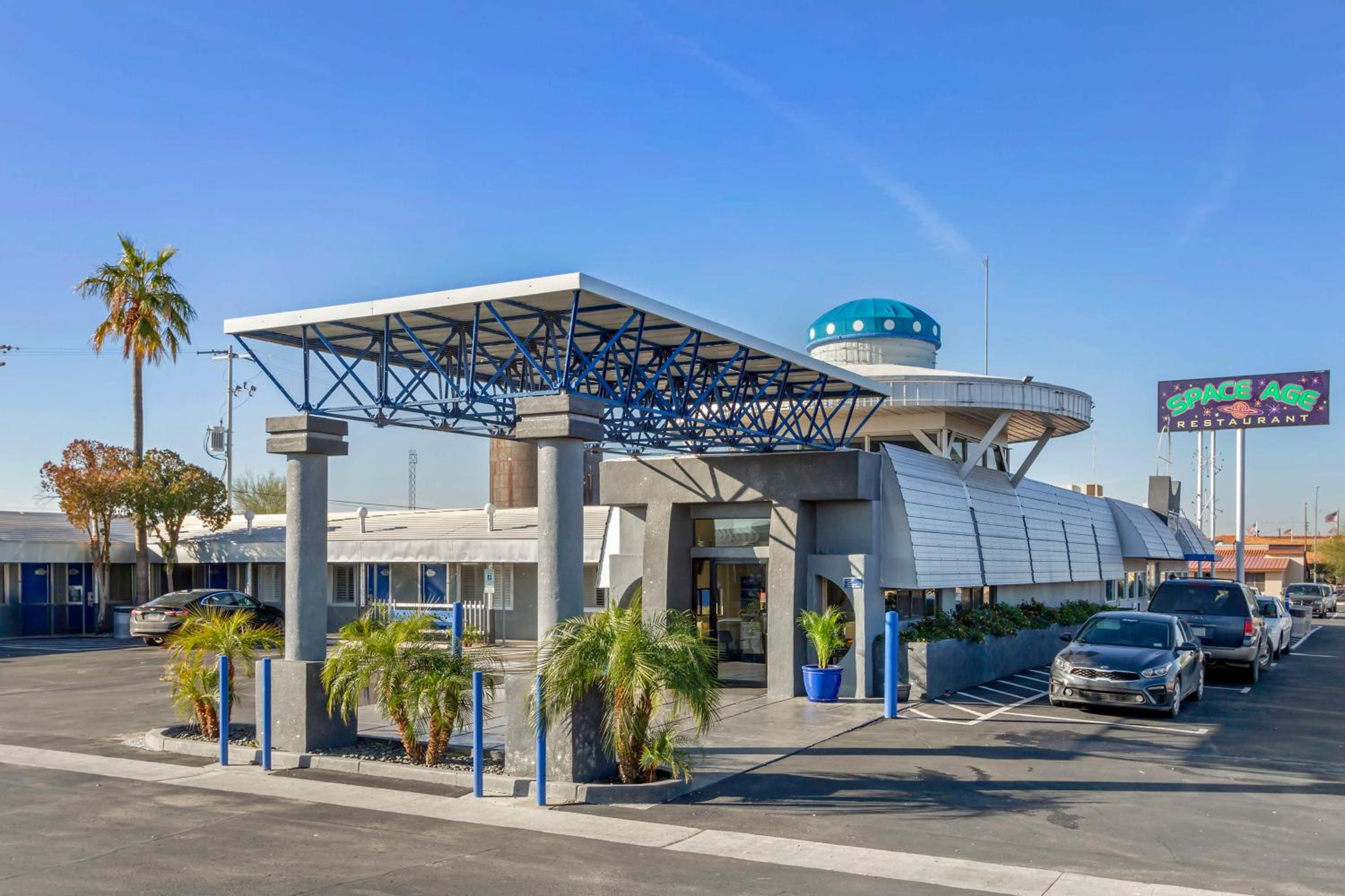 Best Western Space Age Lodge