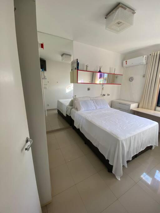 Apartamento Ondina 3 quartos.