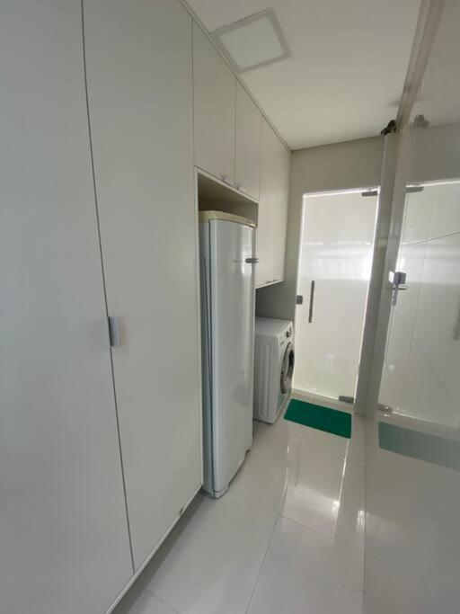Apartamento Ondina 3 quartos.