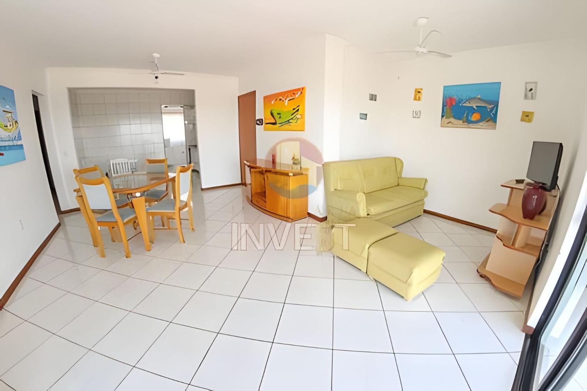 Apartamento com vista mar frente a avenida principal