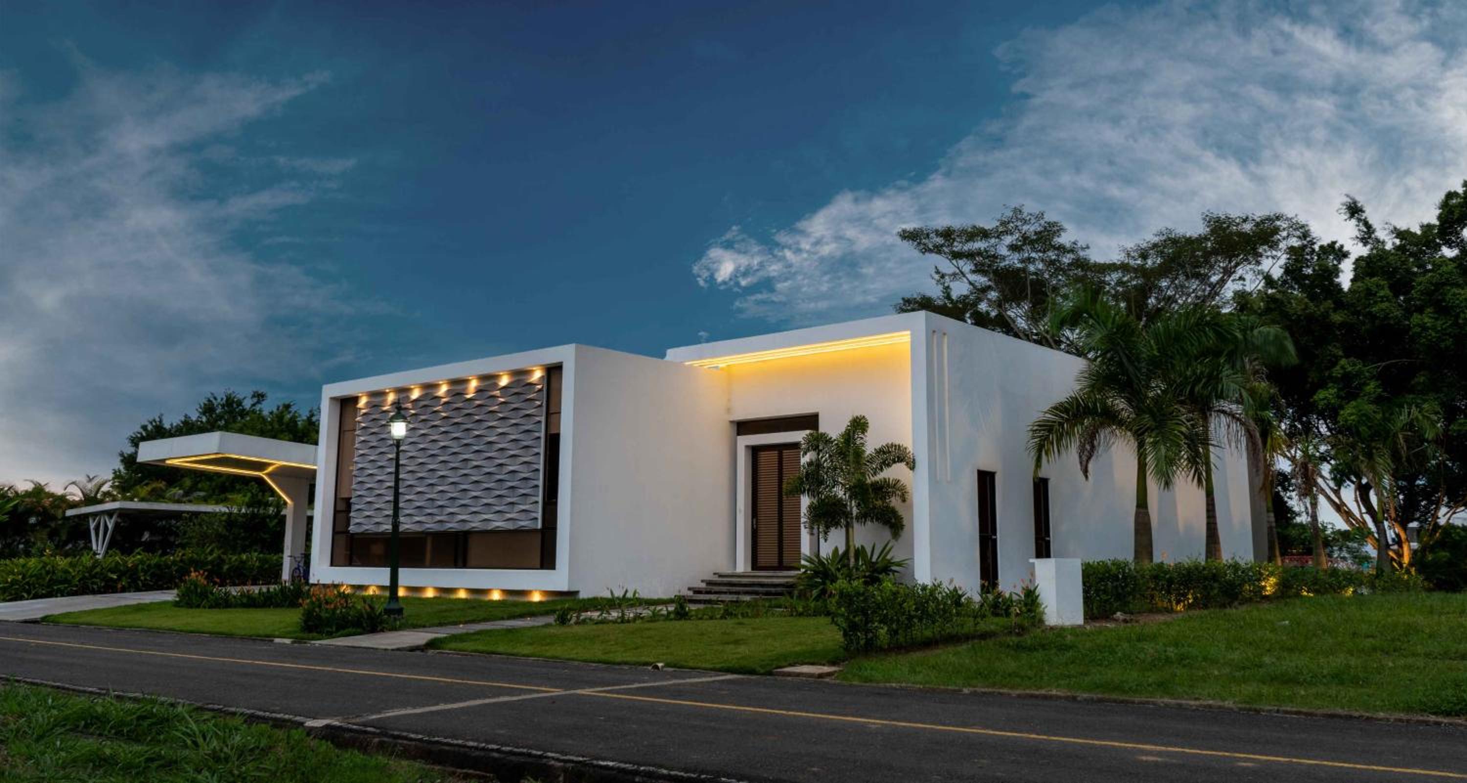 Casa con Lago y Campo de Golf