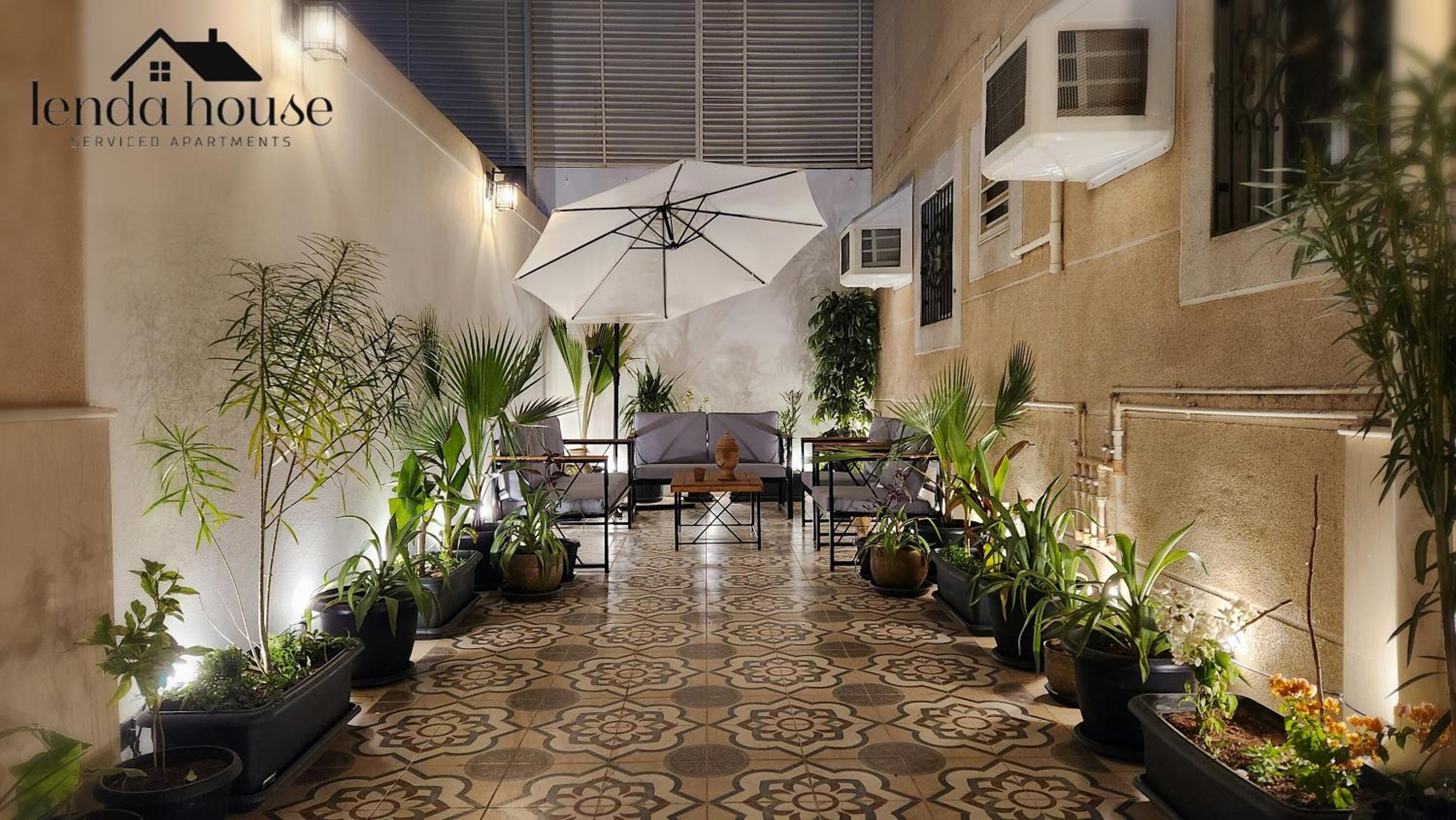 Lenda House view 4
