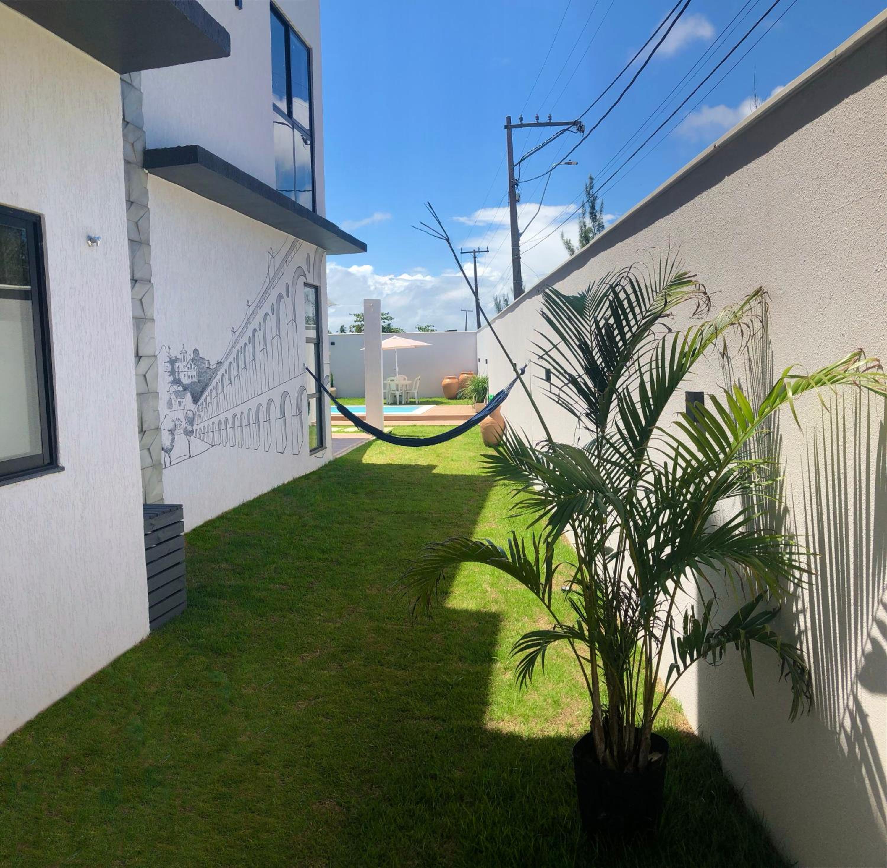 Casa com piscina exclusiva