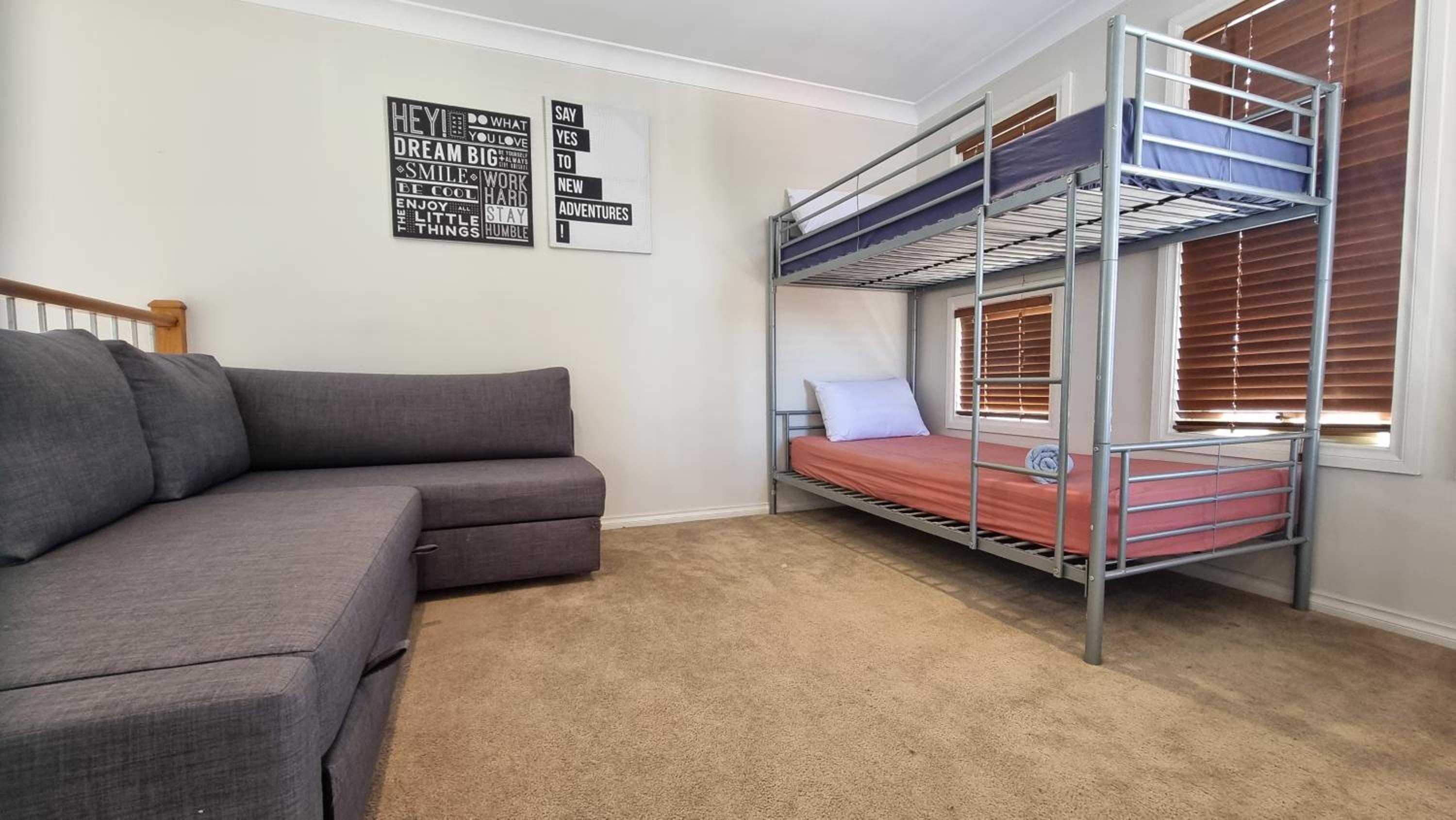 St Albans house - Spacious and modern home