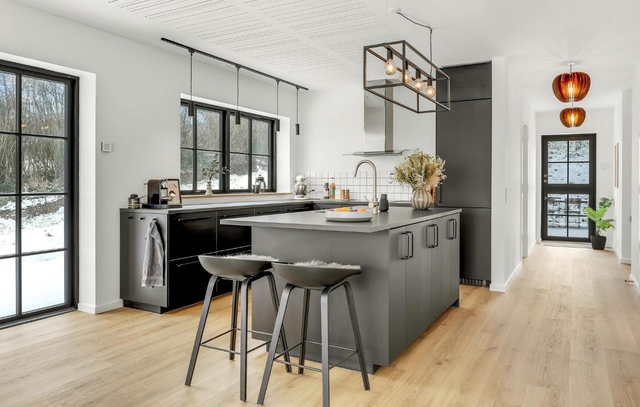 Awesome Home In Svaneke With Kitchen