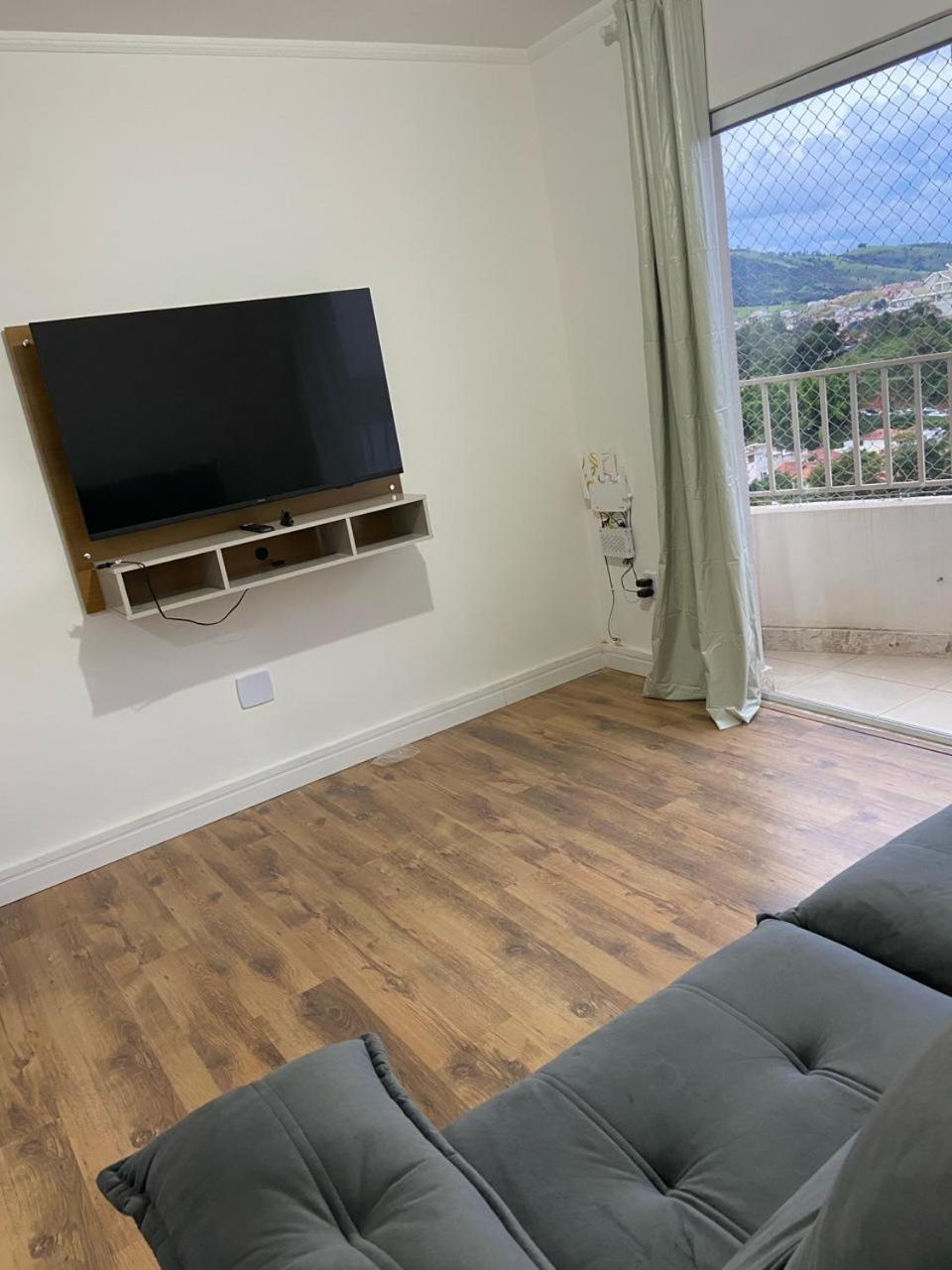 APARTAMENTO FAMILIAR COMPLETO