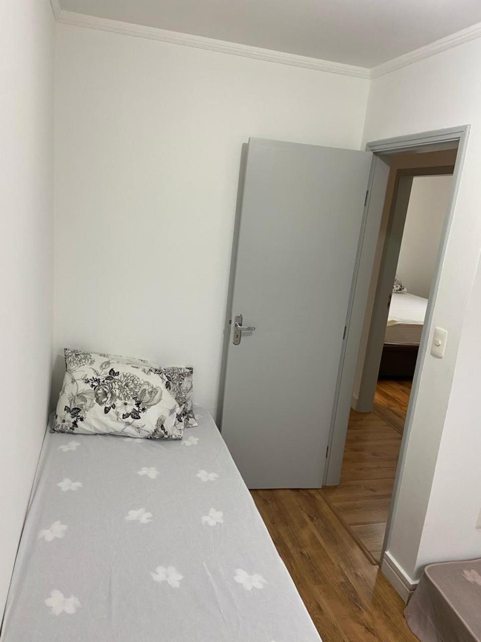 APARTAMENTO FAMILIAR COMPLETO