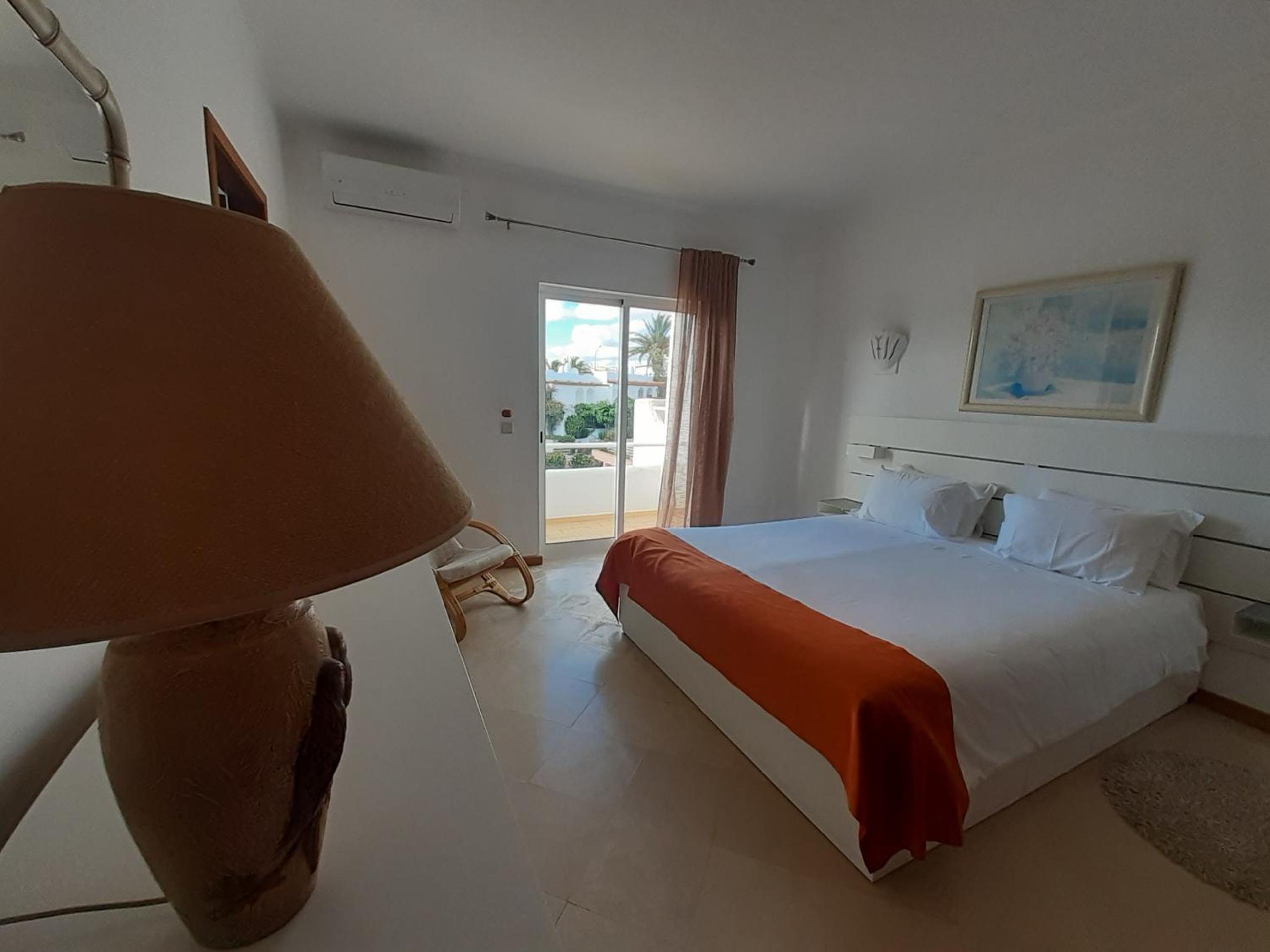8B Villa Gaivota Ferragudo Terrace view 3