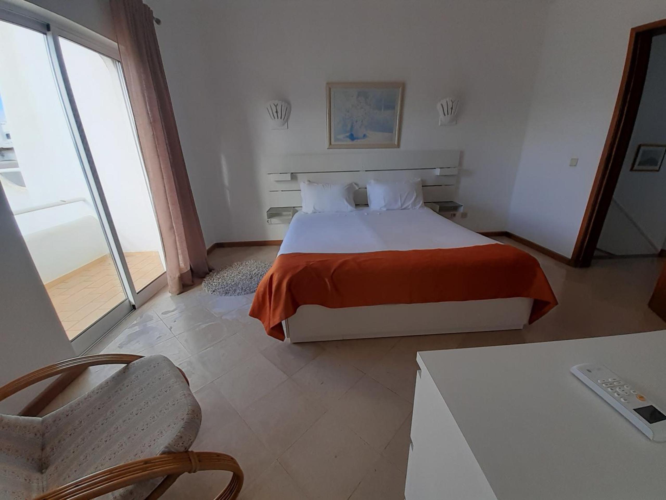 8B Villa Gaivota Ferragudo Terrace view 4