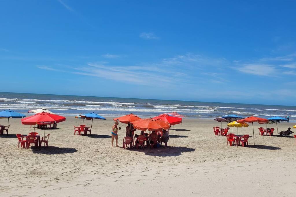 Apto Mongaguá frente p/ praia