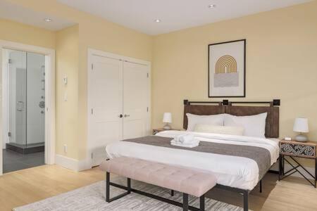 Stunning 3 bedroom Secondary Suite N Van