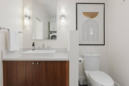 Stunning 3 bedroom Secondary Suite N Van