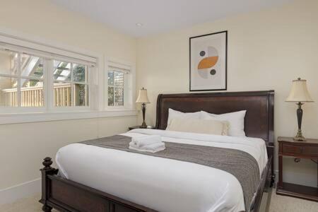 Stunning 3 bedroom Secondary Suite N Van