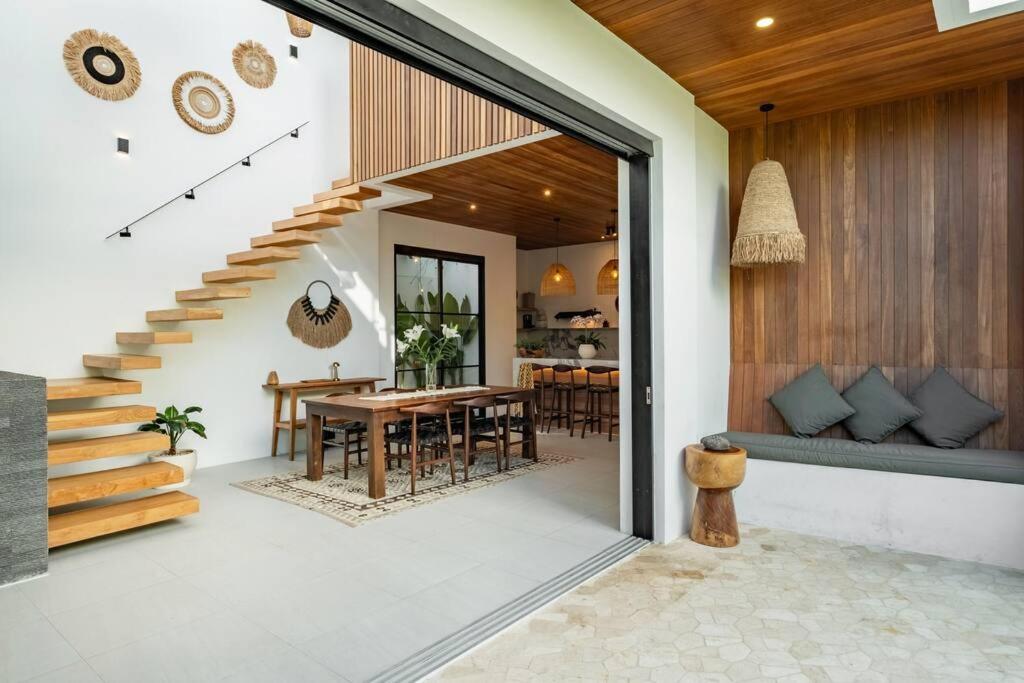 Villa Anita Umalas by Santi Management