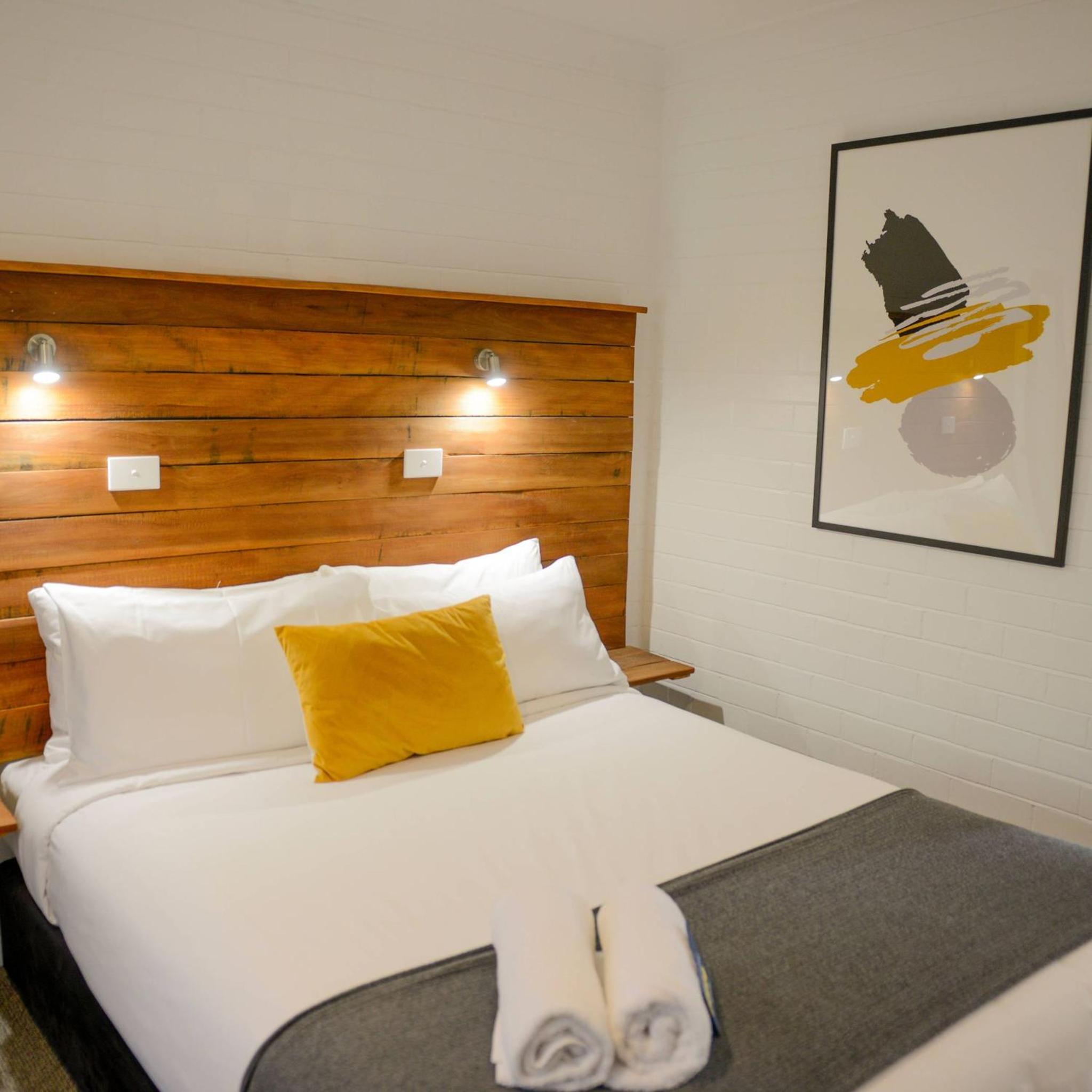 Pleasant Way River Lodge