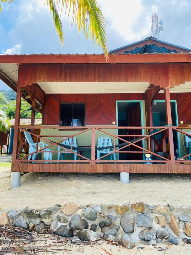 Ella's Place Salang Tioman