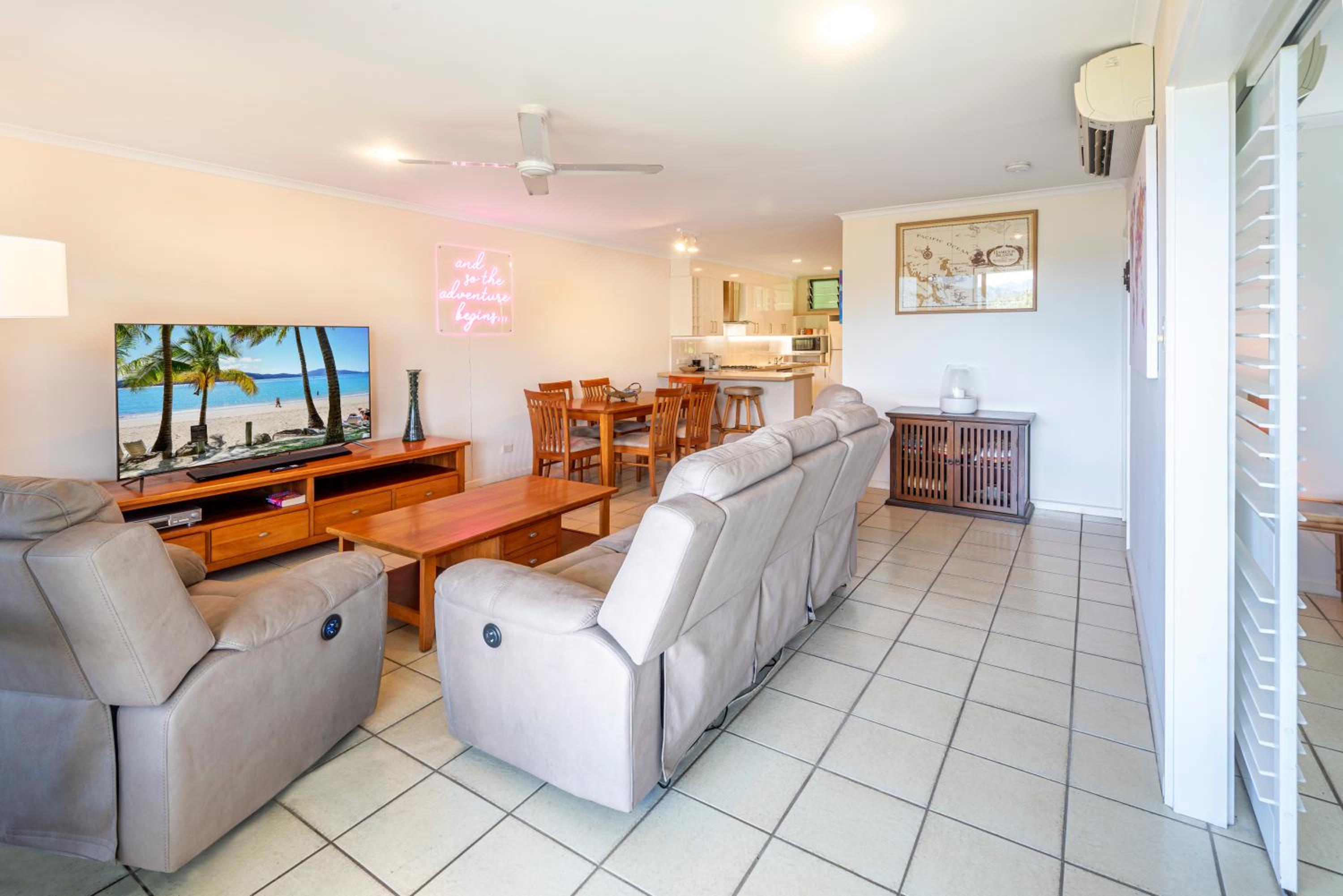 Poinciana Lodge - 2 bedroom - on Hamilton Island by HIHA