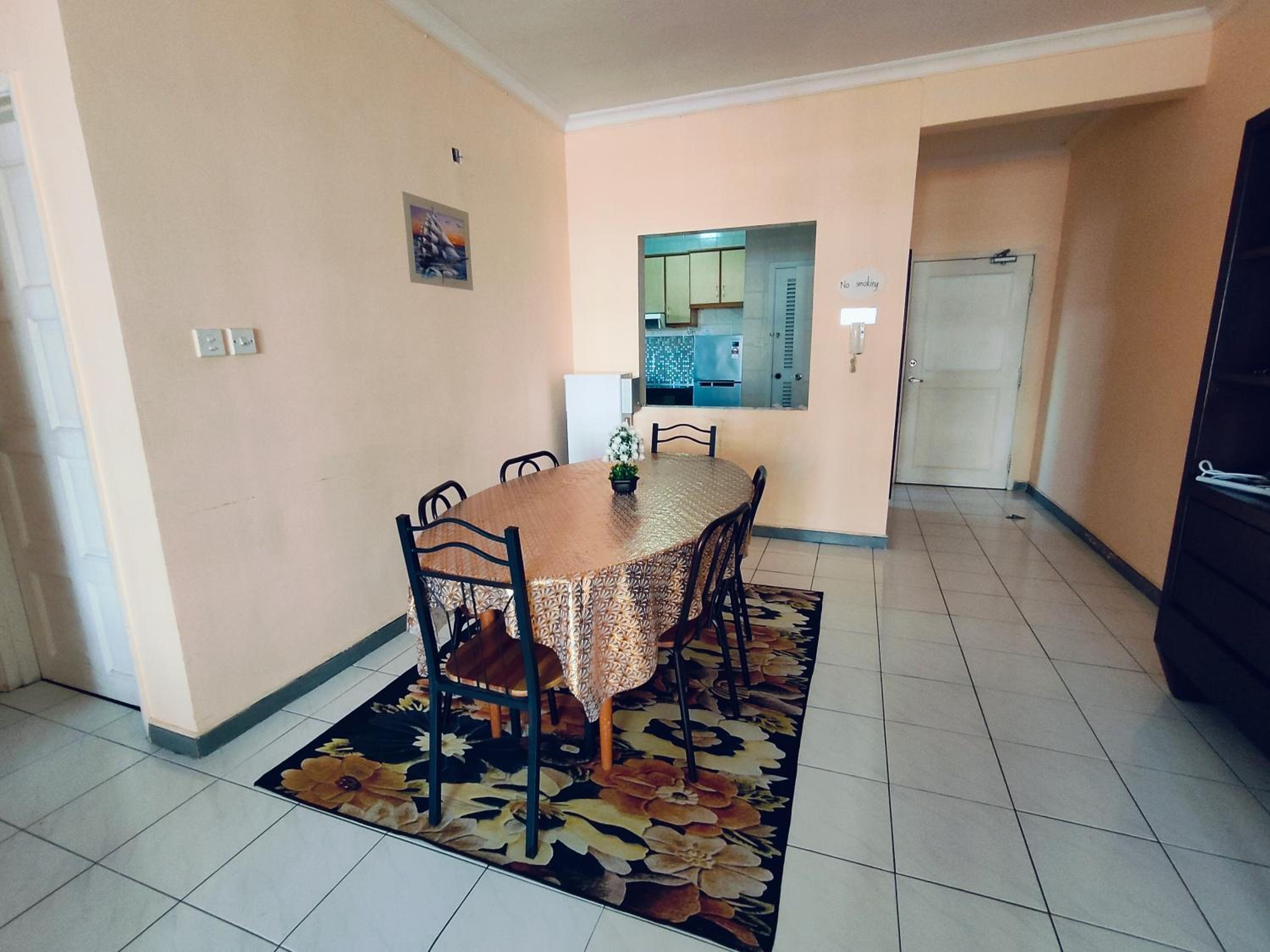 Marina Court Resthouse KK photo 5