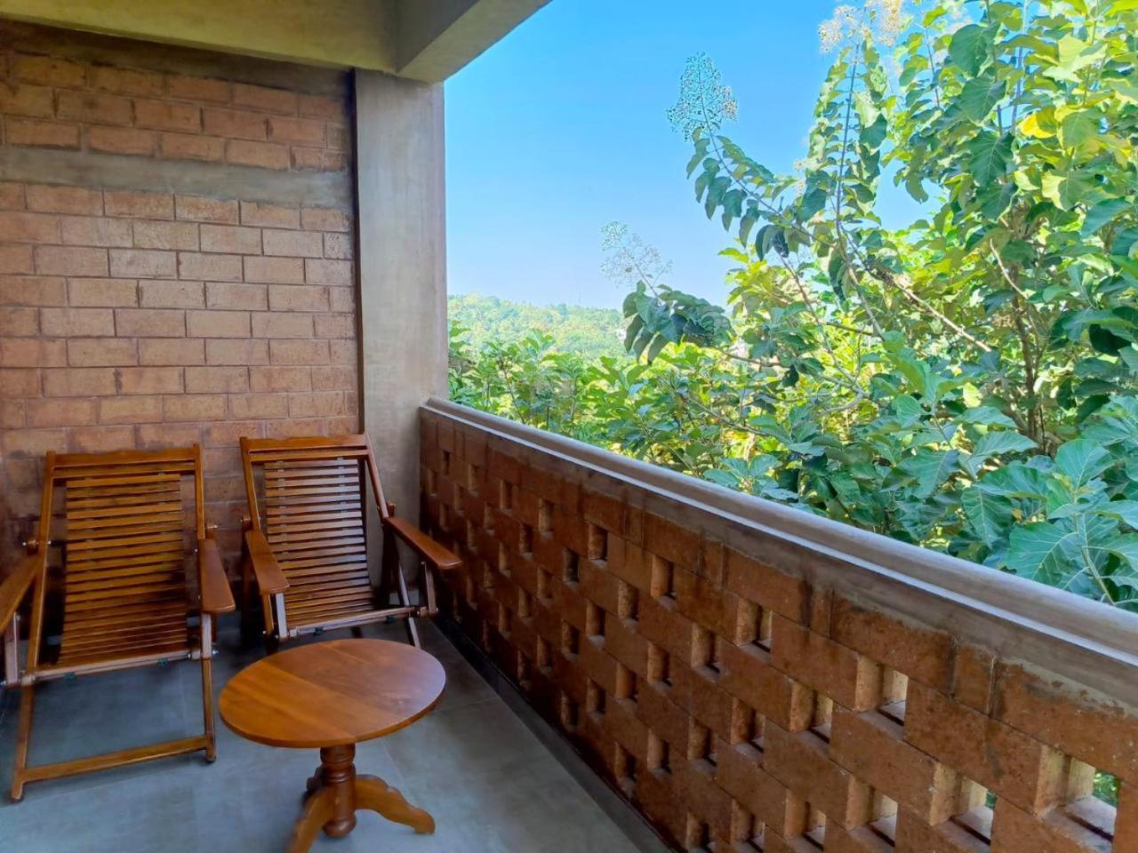 Kovalam Vacations - AMARA AYURVEDA RETREAT- Overlooking Evergreen Western Ghats an ecologically sustainable living space in Kovalam - Property Image 2