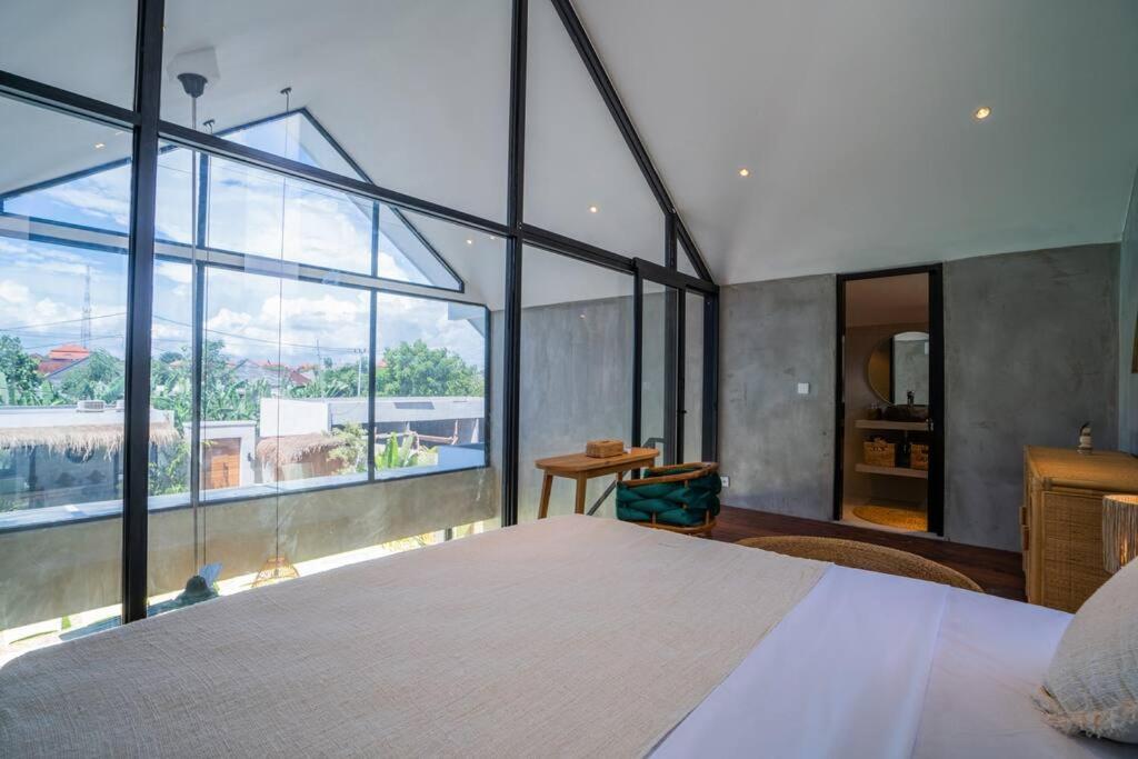 Tropicool Villa - Brand New 5BR Villa near Canggu