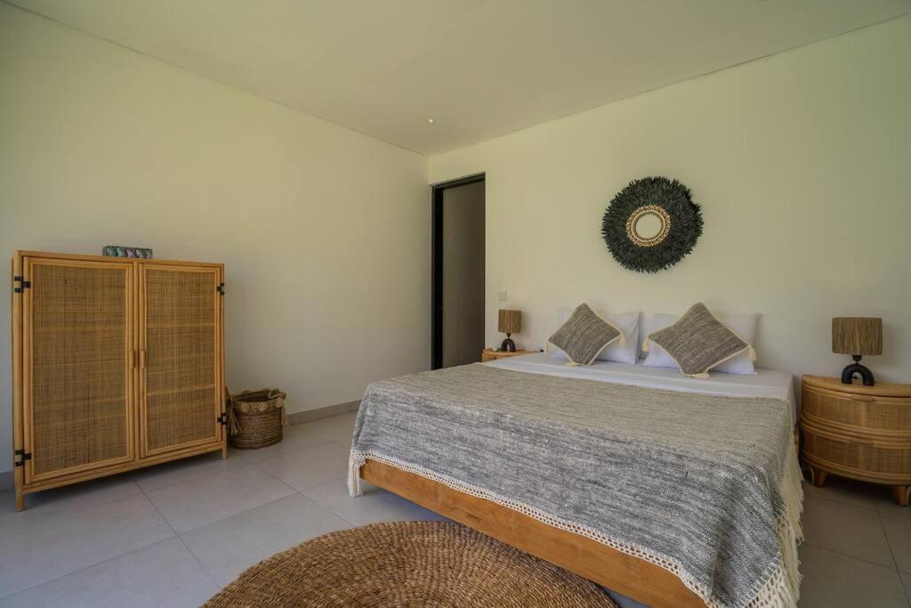 Tropicool Villa - Brand New 5BR Villa near Canggu