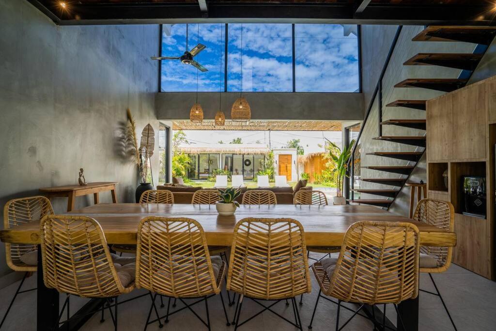 Tropicool Villa - Brand New 5BR Villa near Canggu