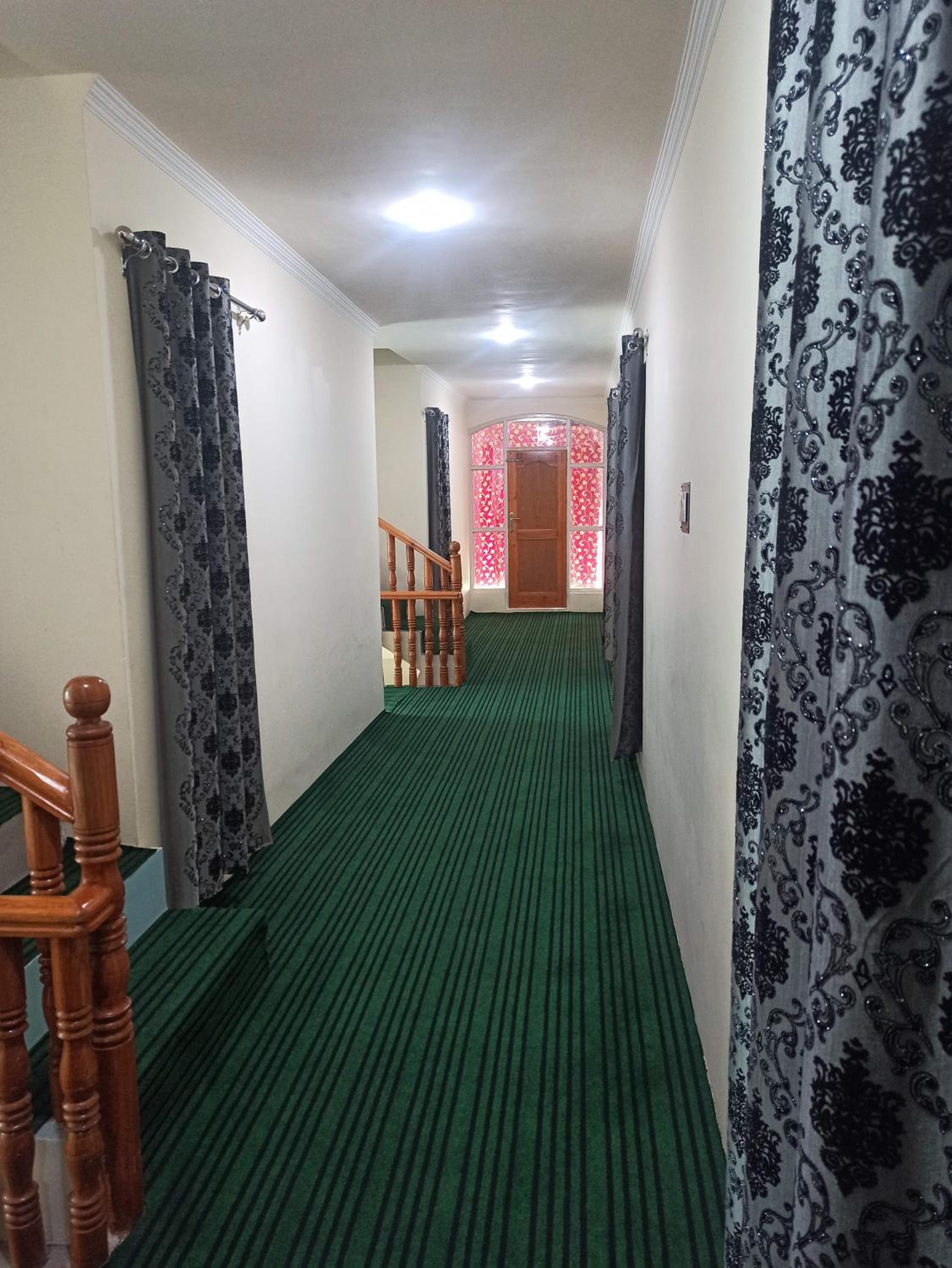 Redbury Homestay
