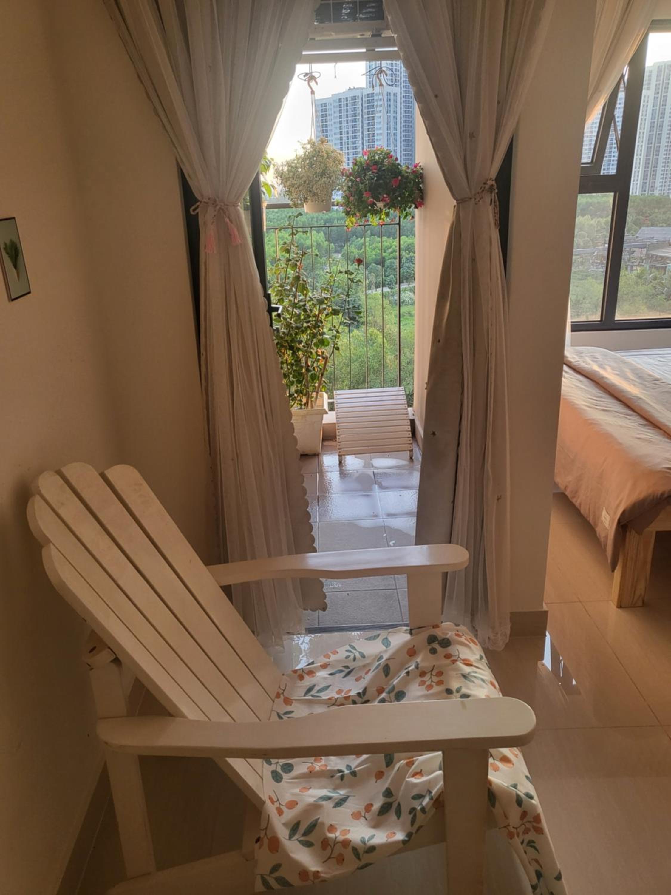 Van's homestay view 5