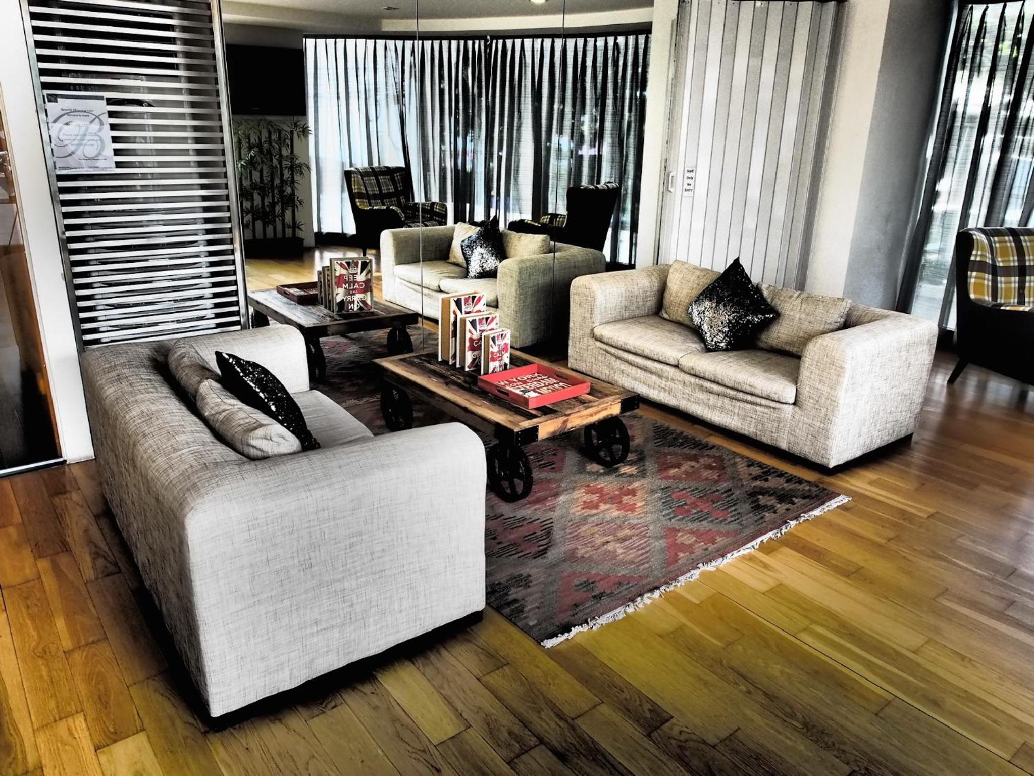 Beverly 33 by Aspira