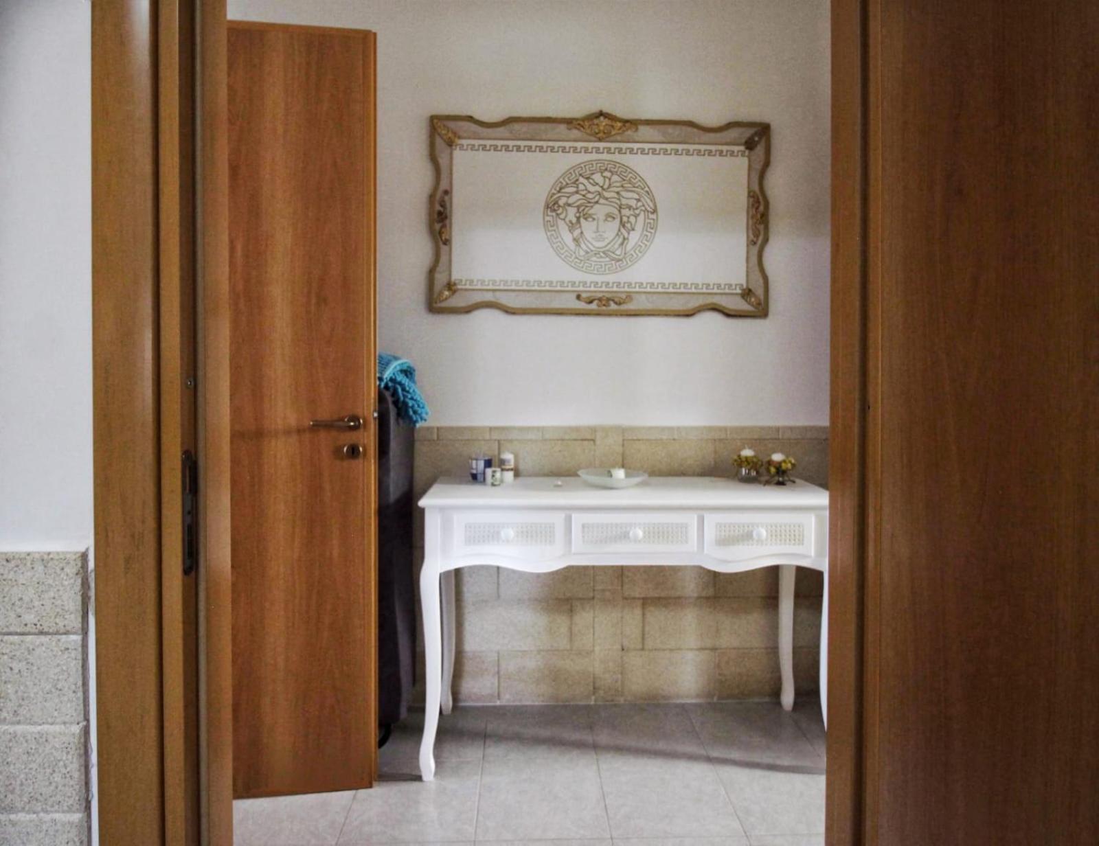 Photo 99