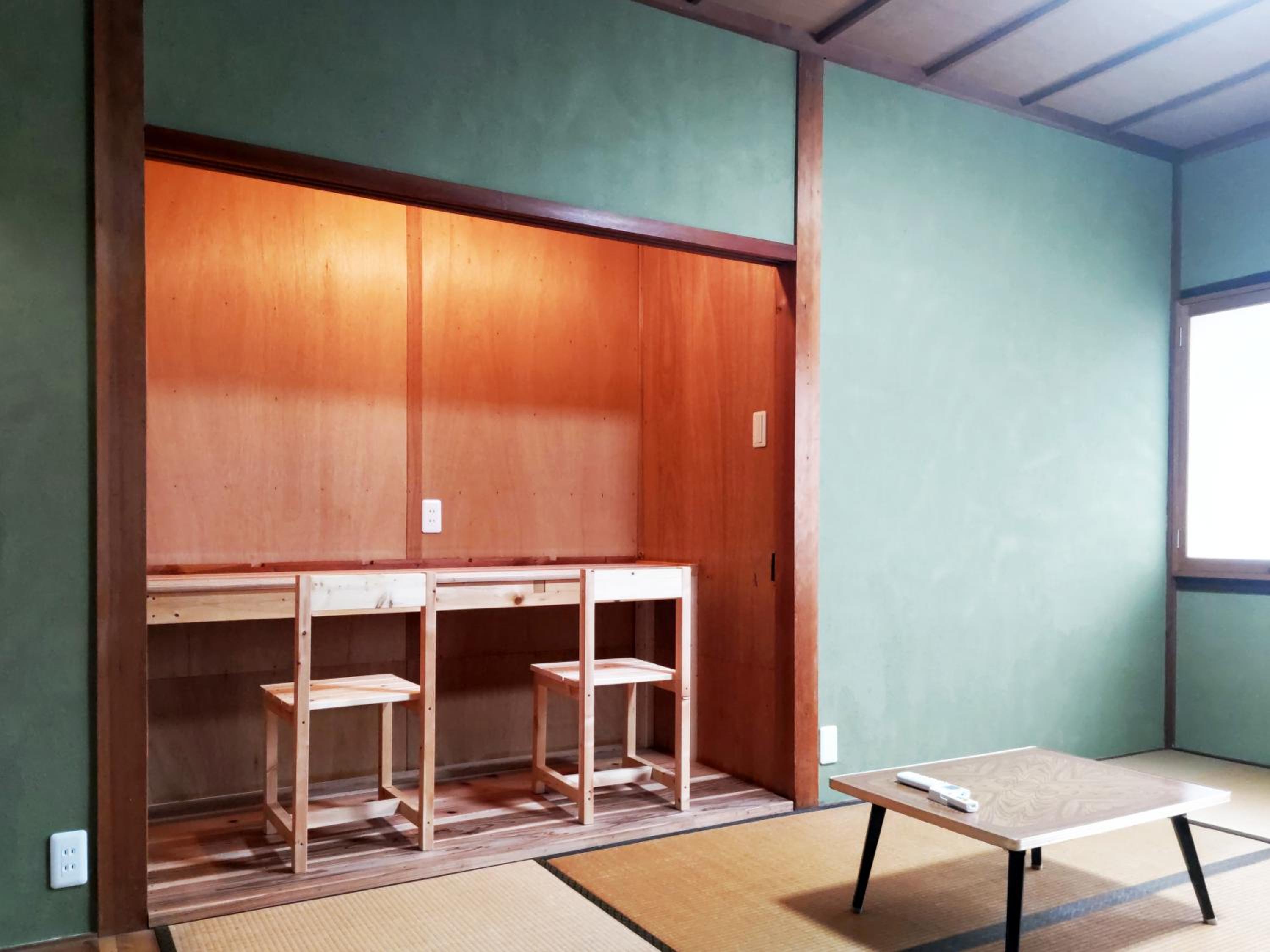 Amino Guesthouse Bench view 5