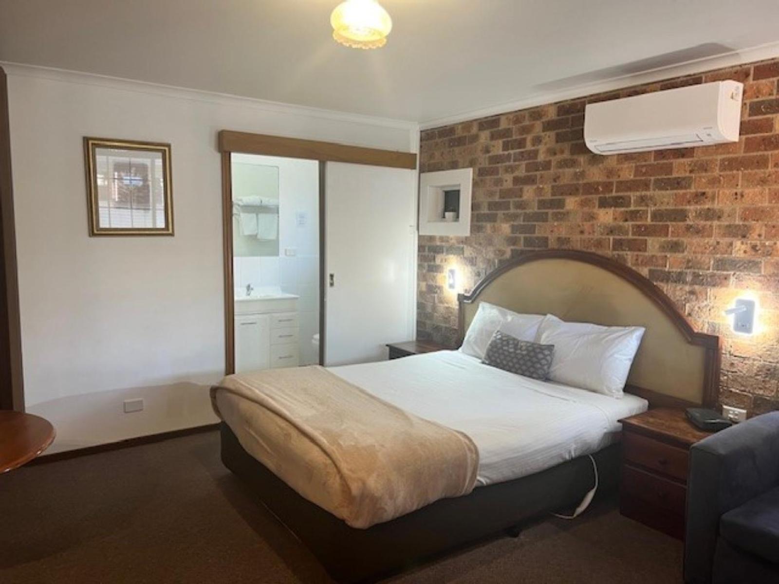 Kinross Inn