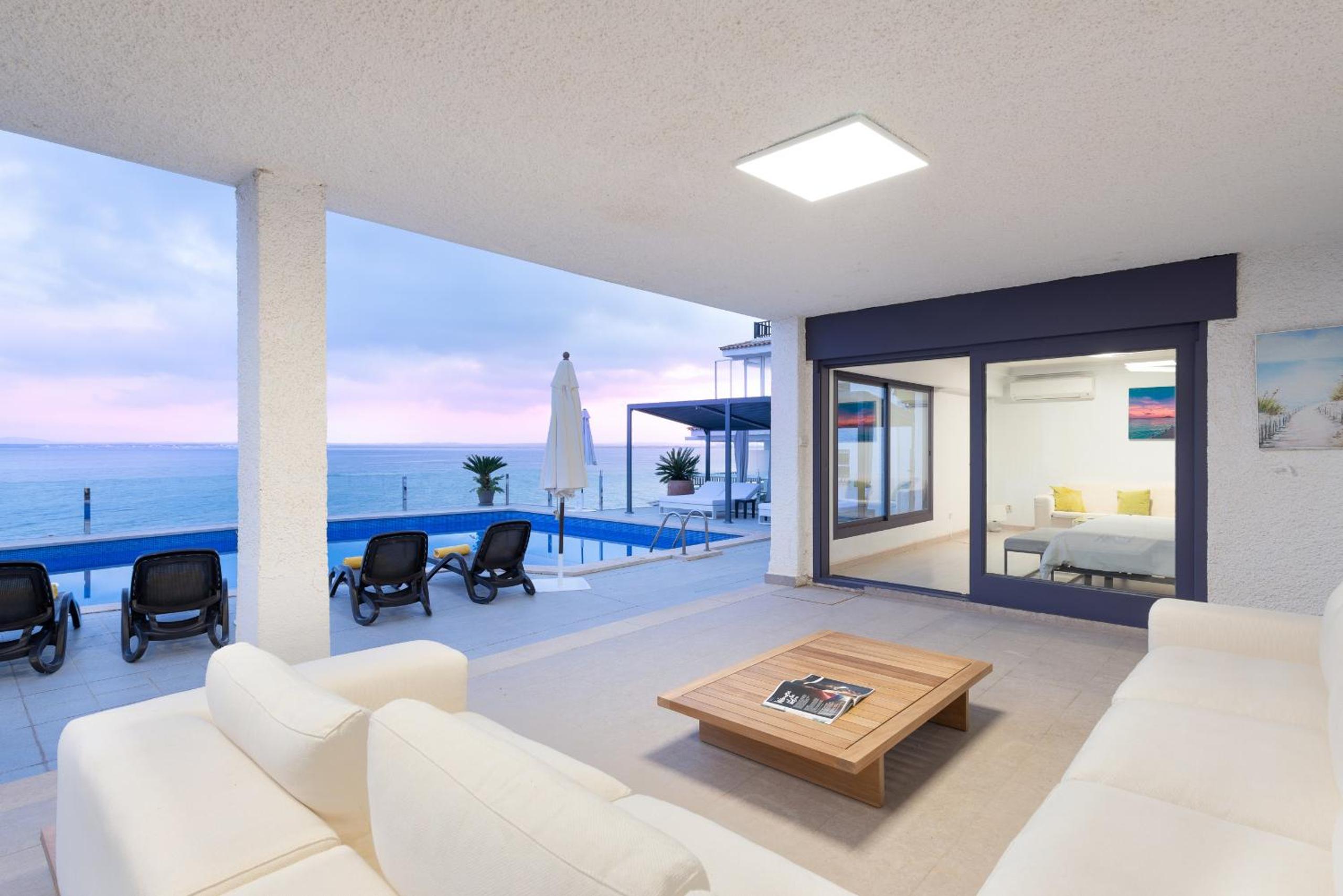 Villa President, con piscina privada