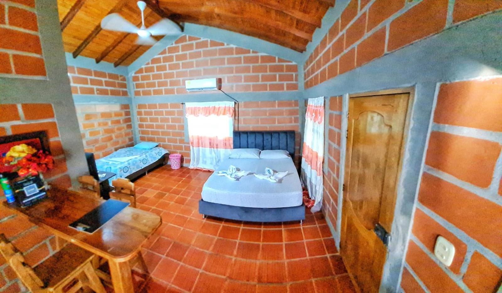 Cabaña desde 4 huéspedes 560 metros cuadrados con Naturaleza a 300 metros mar
