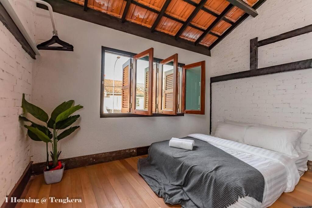 The Woods Cottage Near Jonker Melaka by I Housing photo 4