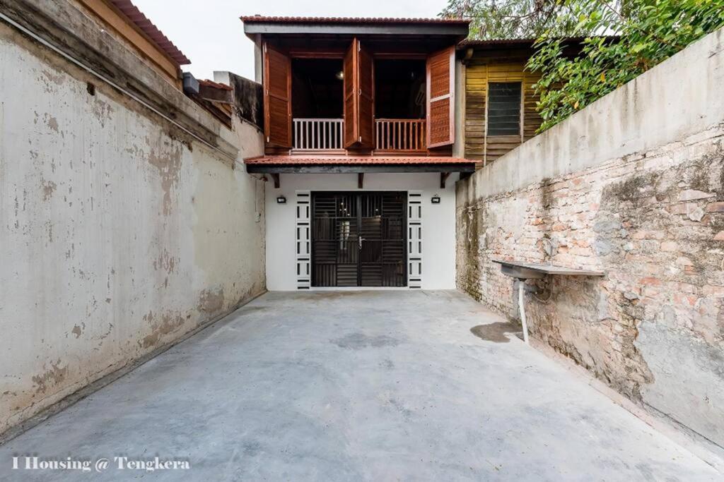 The Woods Cottage Near Jonker Melaka by I Housing photo 7