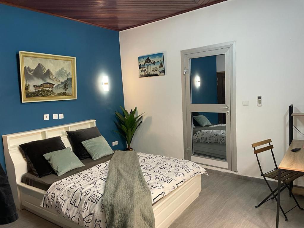 Mado Coliving - Studio Appart, Chambre coin cuisine, Chambre
