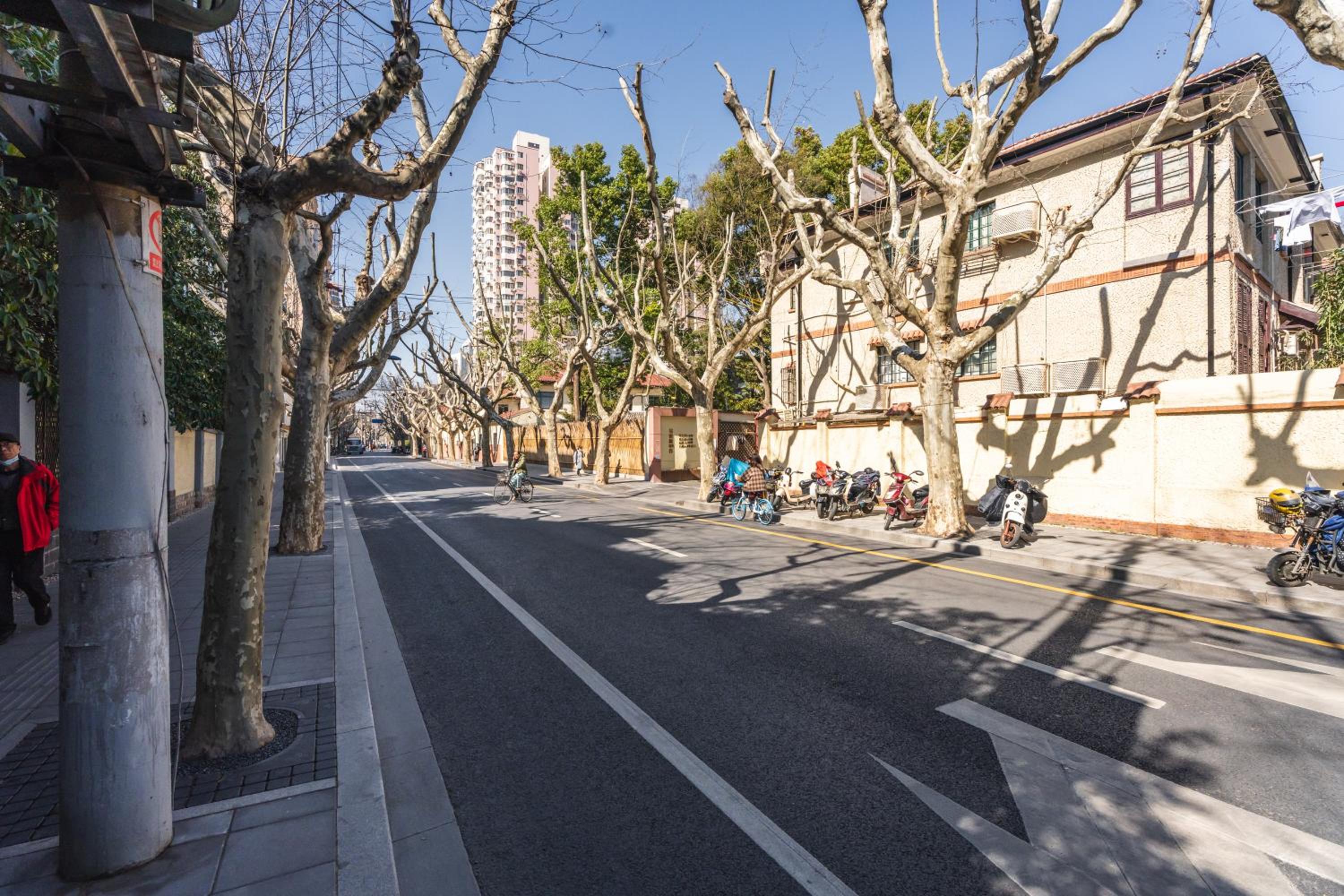 Shanghai Hills& Art Suite 17 - Near Line 1, 10 & 12 South Shanxi Road Metro