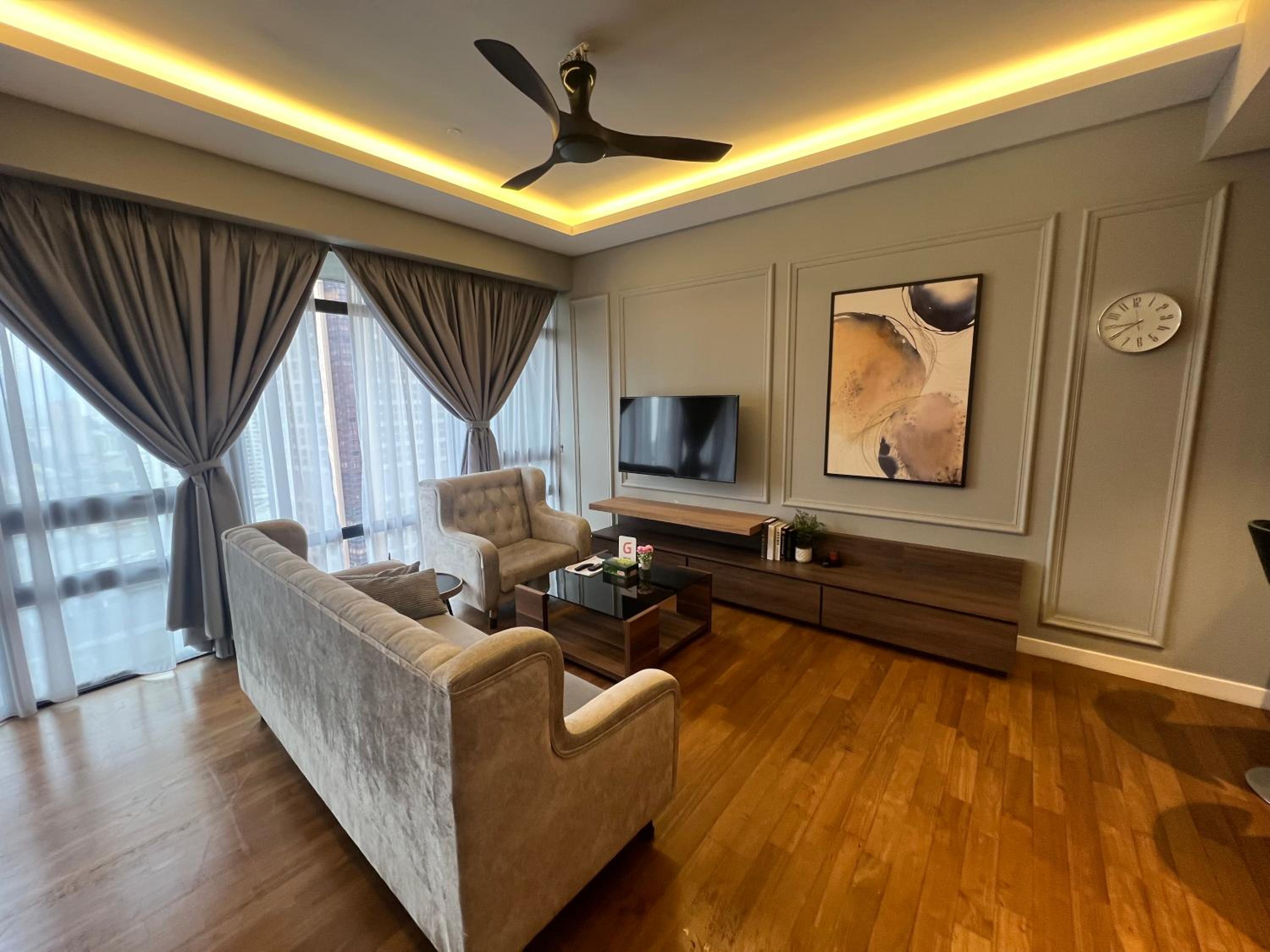 Anggun KL Mal