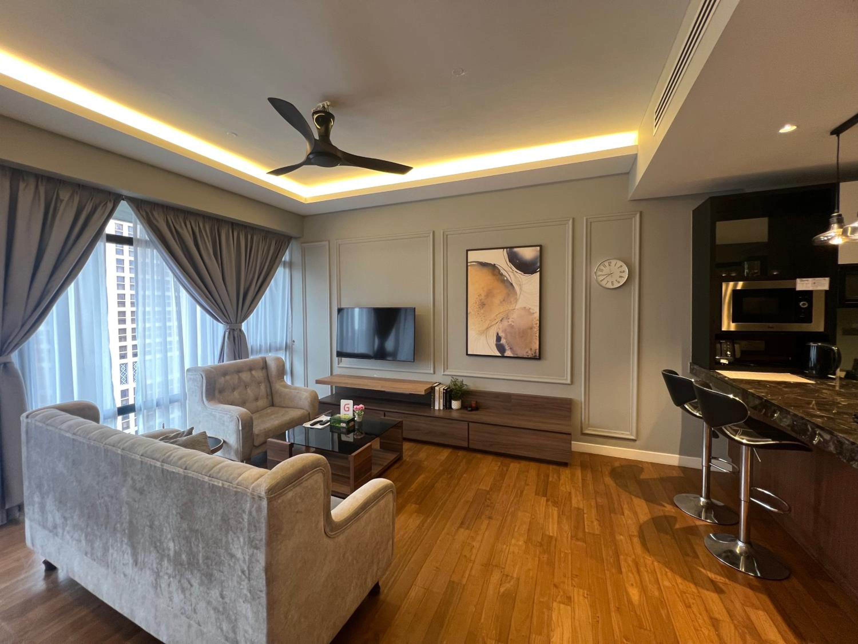 Anggun KL Mal