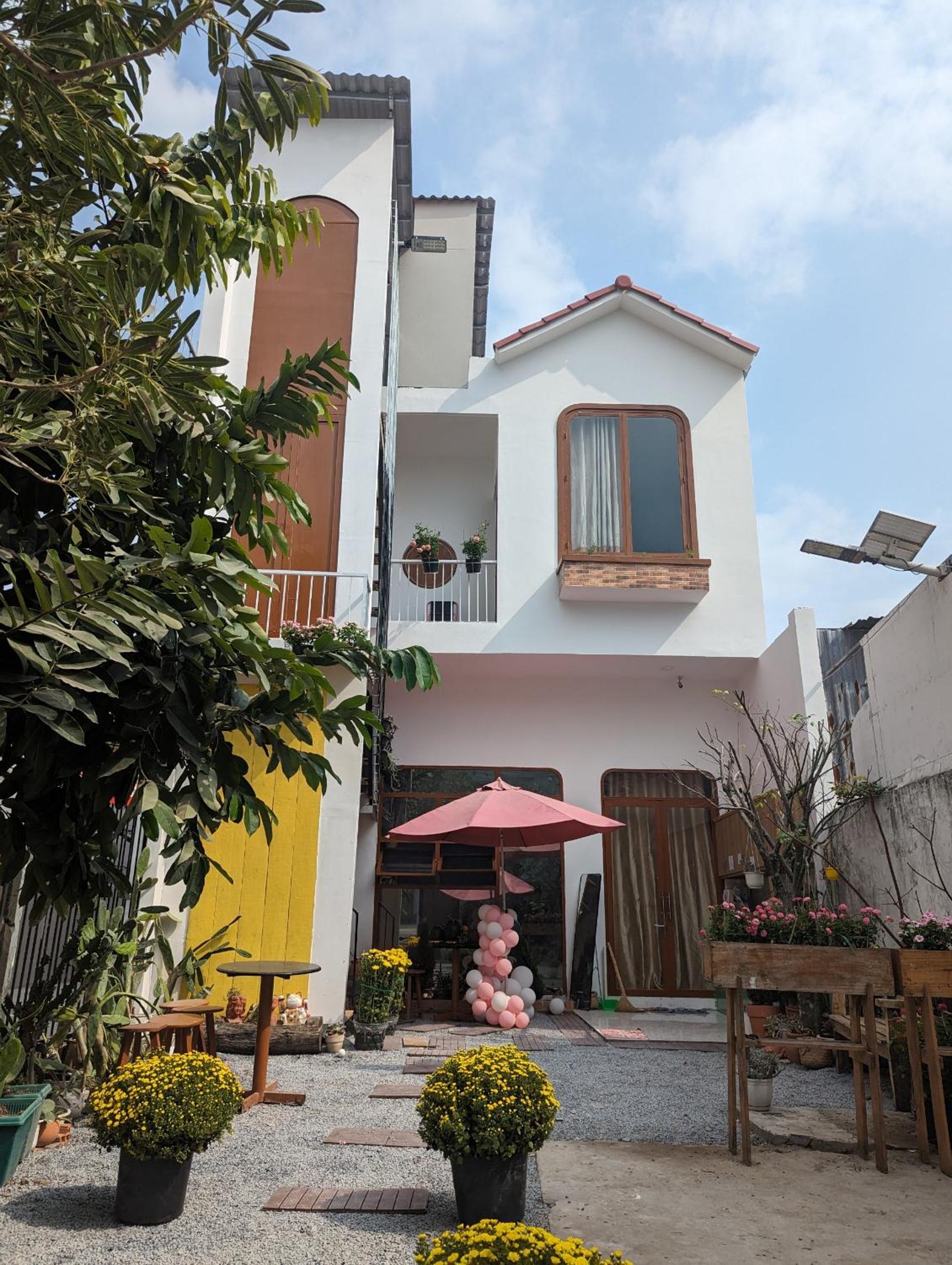 Mai Anh Garden view 2