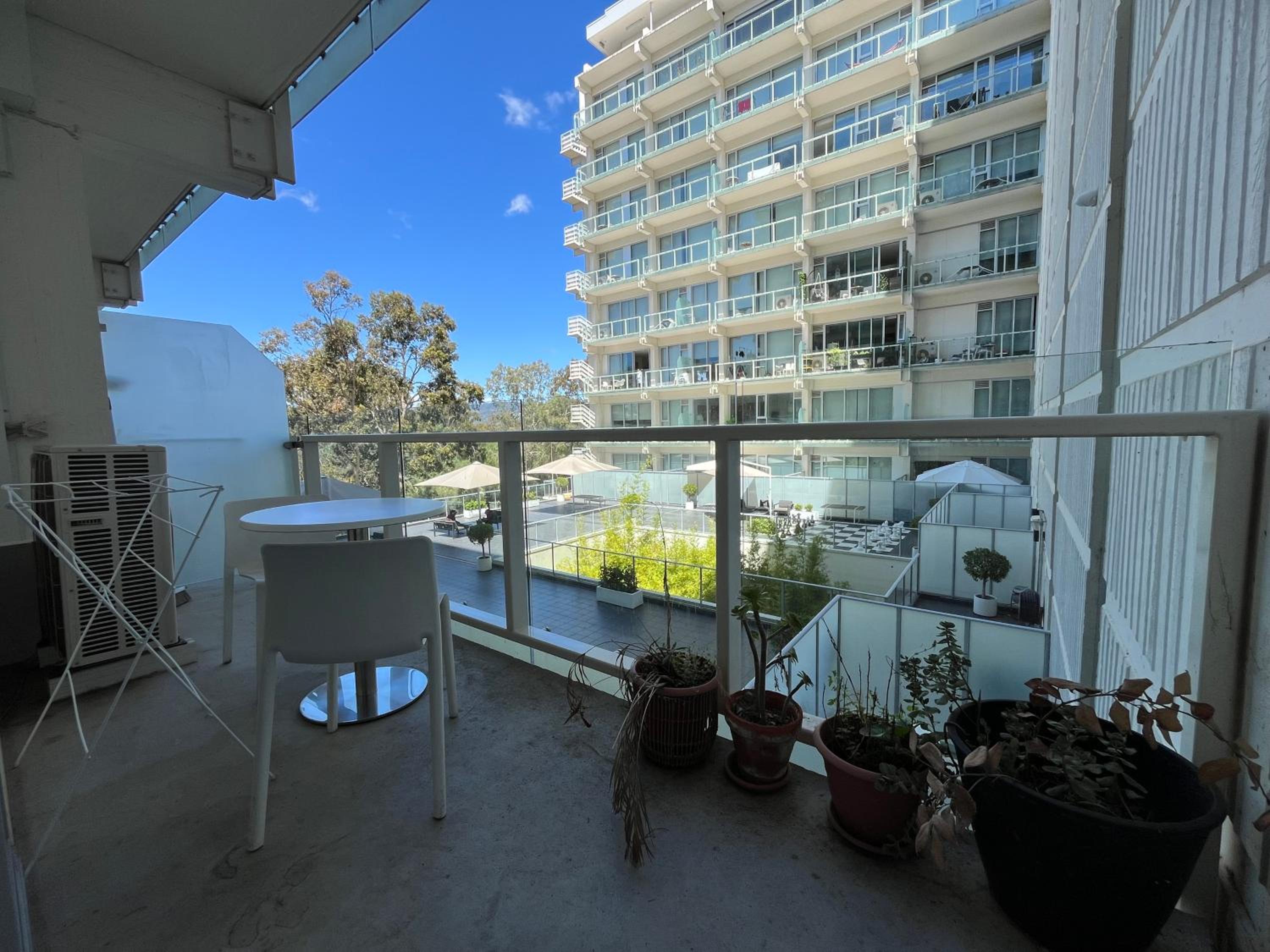 Tasha's Apartments on Warwick, photo 39