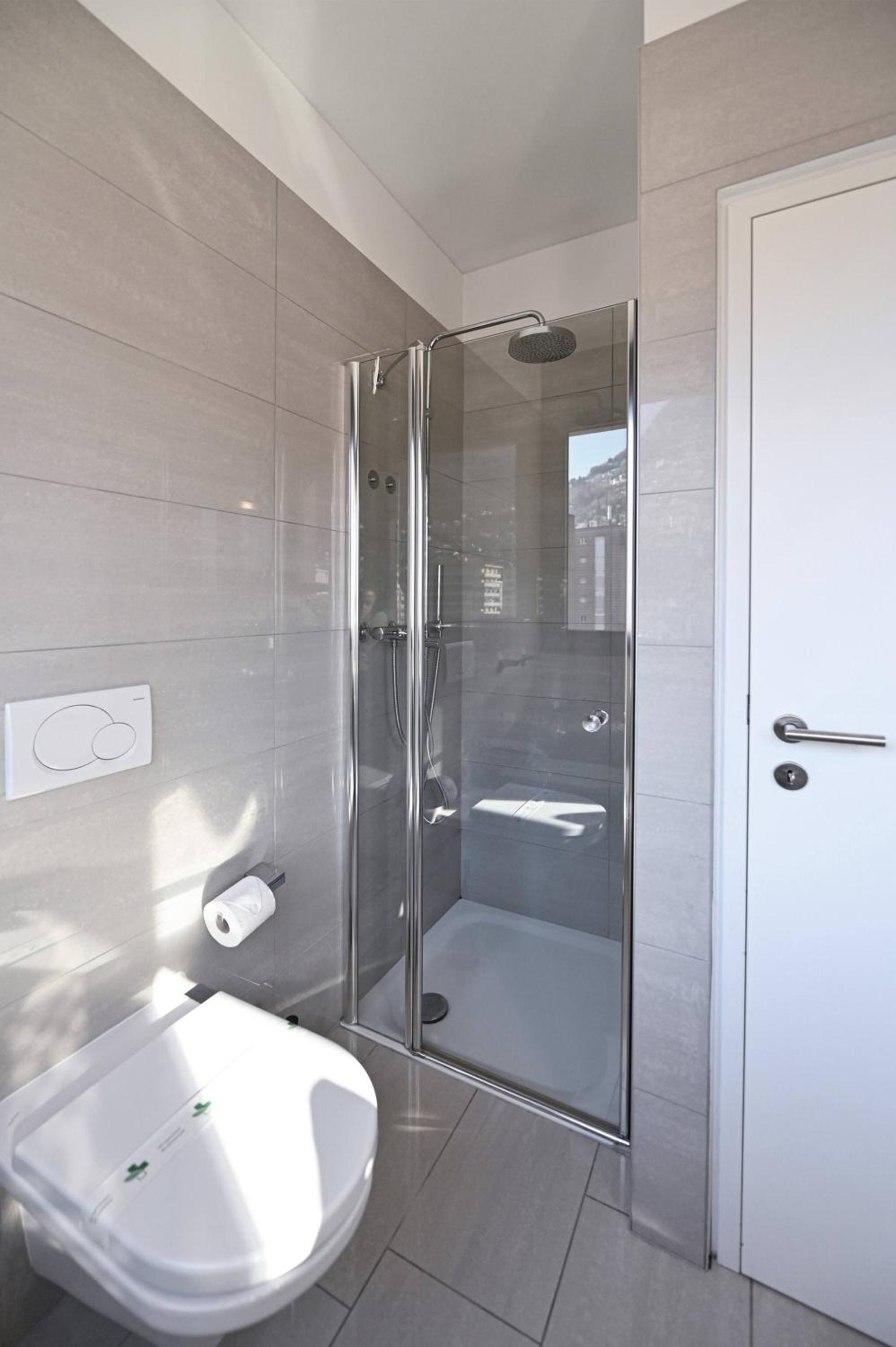 New Central Plaza Apartment3